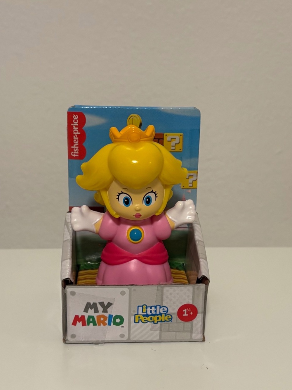 Little people, princess peach